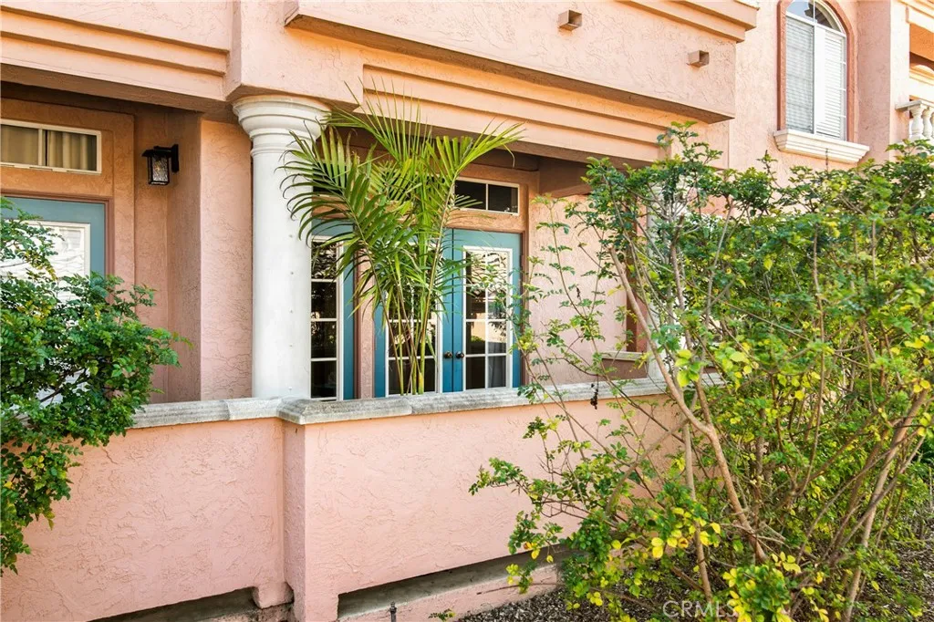 https://cdn.realtyfeed.com/cdn/127/306338581/6a2197ba8982135f126820189bd627c2.webp