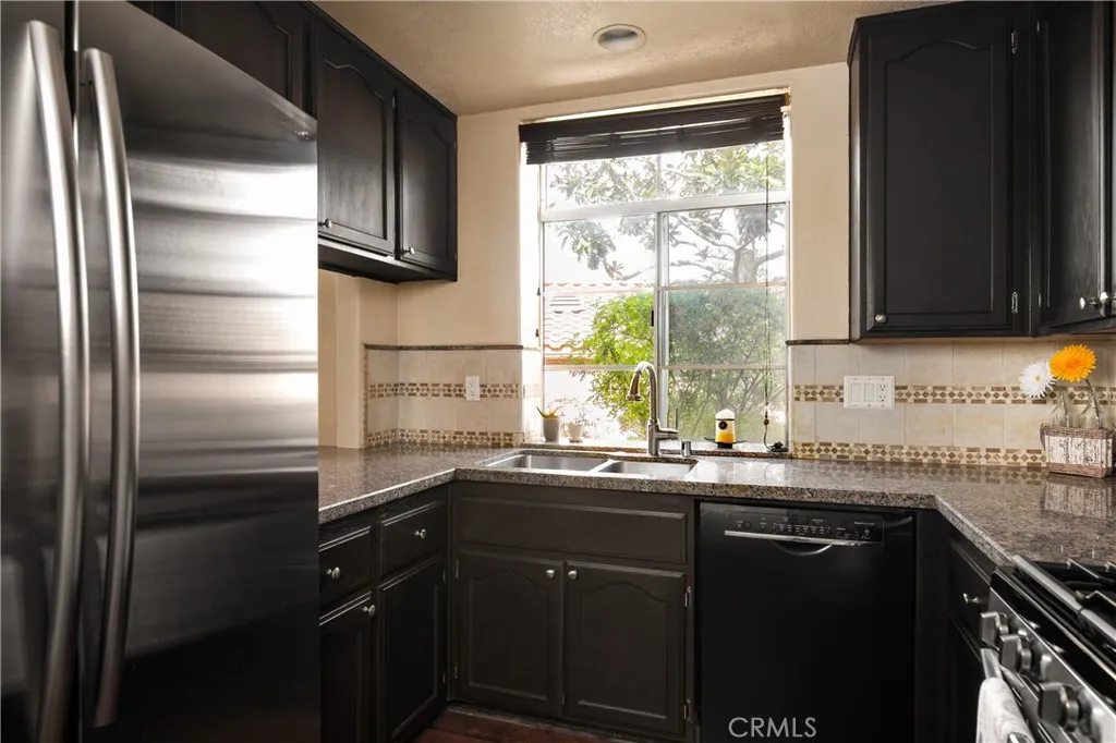 https://cdn.realtyfeed.com/cdn/127/306338581/b76e6c9621c0f3577e0db0e7df091f9b.webp