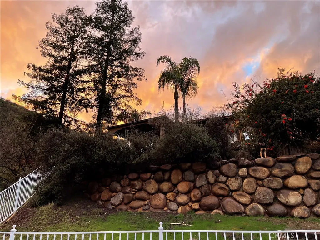 40820 Oak Ridge Drive