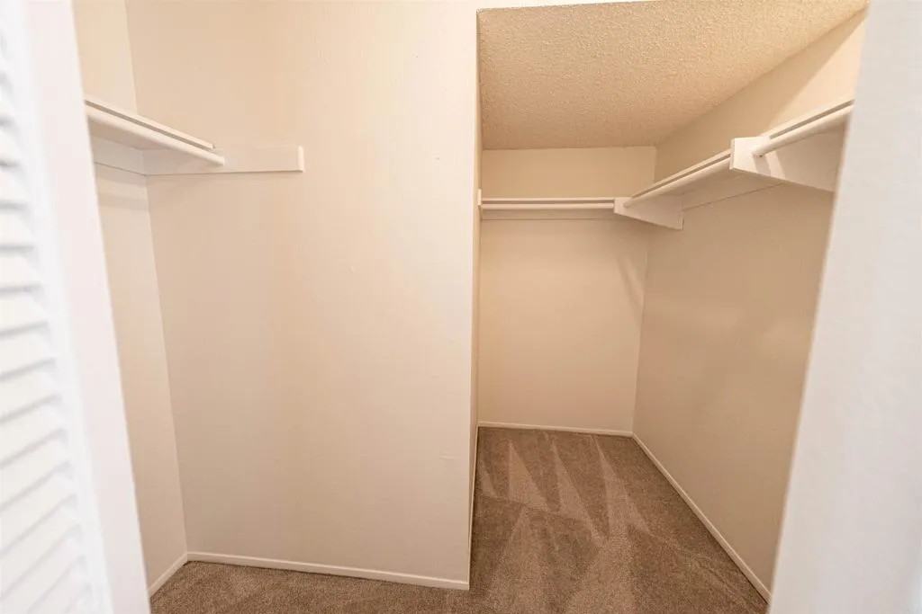 Photo #8: PTP2500297 Listing: Photo #8