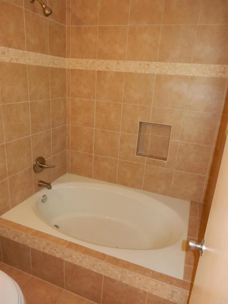 Photo #31: PTP2500297 Listing: Photo #31
