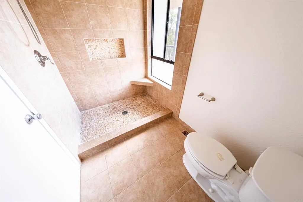 Photo #9: PTP2500297 Listing: Photo #9