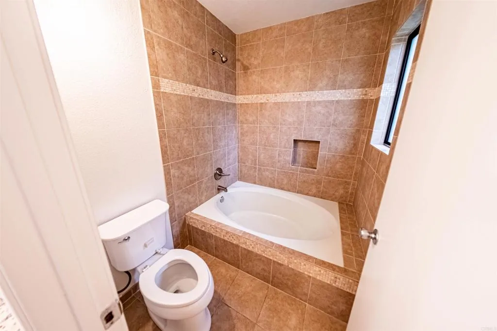 Photo #5: PTP2500297 Listing 