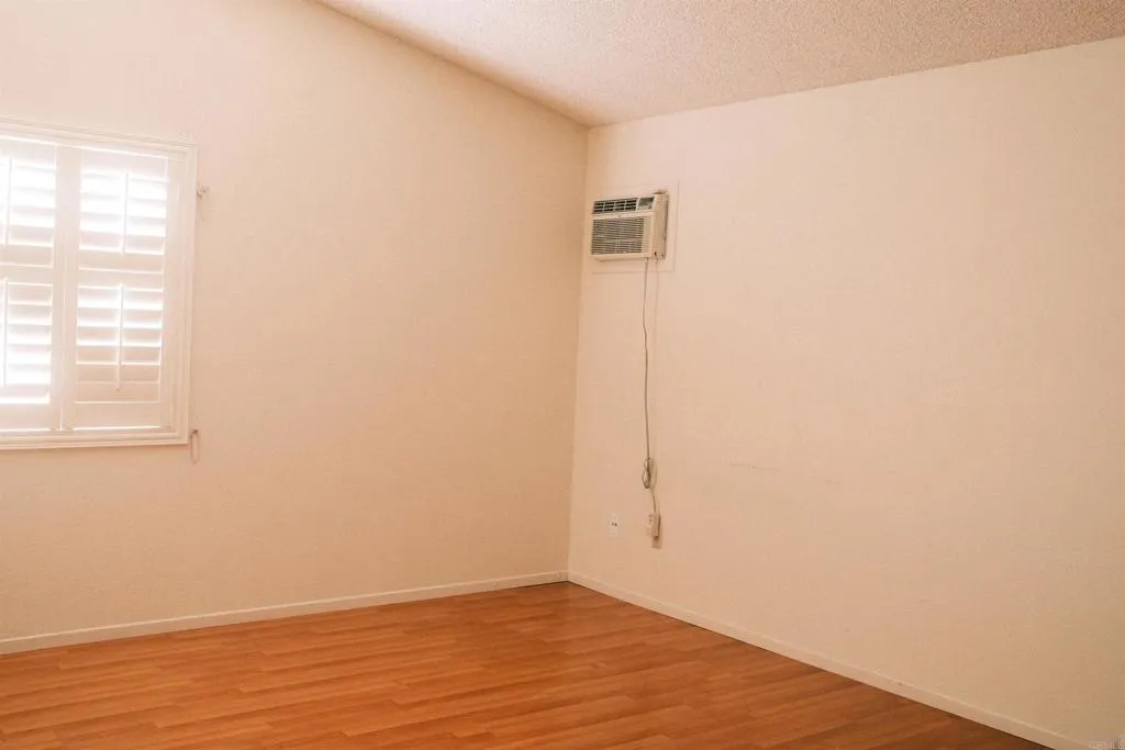 https://cdn.realtyfeed.com/cdn/127/306339980/85c6a0c2aac67e72710f17f6b5243ee0.webp