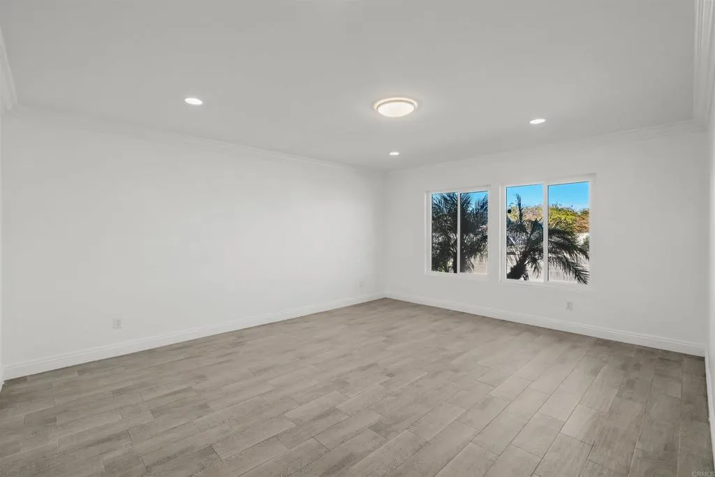 https://cdn.realtyfeed.com/cdn/127/306340307/944413c0136cd7c4de11991f54a368ee.webp
