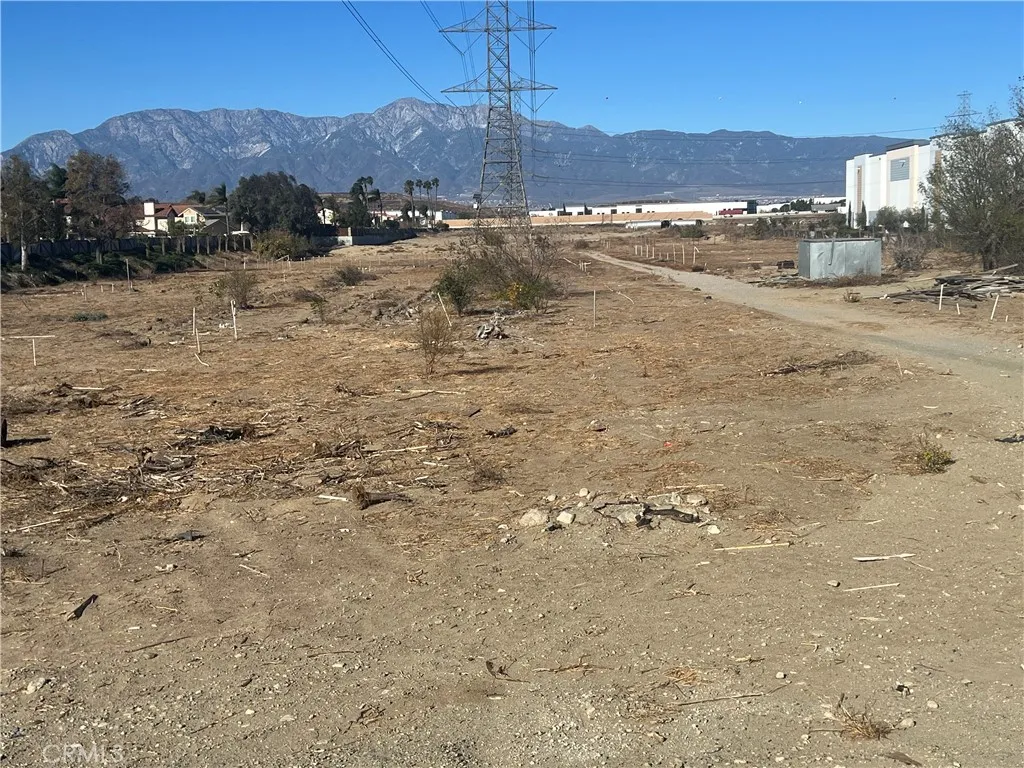 11130 E Riverside, Ontario, Ca 91761 - Photo 5 of 9, Ontario, CA