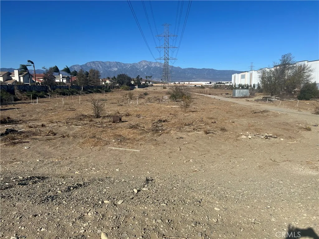 11130 E Riverside, Ontario, Ca 91761 - Photo 3 of 9, Ontario, CA