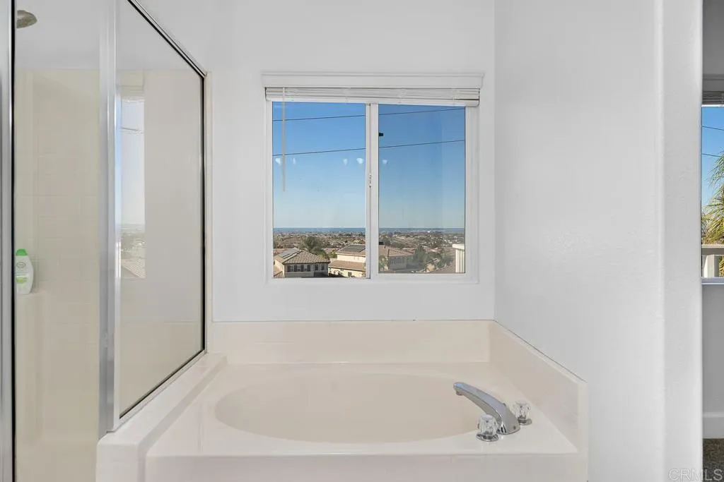 https://cdn.realtyfeed.com/cdn/127/306340556/bfc0e292f4dd7b8ffda432936b0867e0.webp