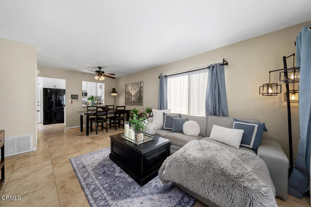 Photo #5: P1-20441 Listing 