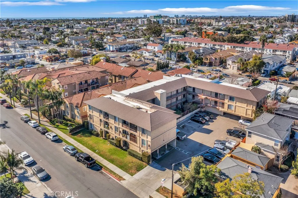 https://cdn.realtyfeed.com/cdn/127/306341402/03d9533c6856314a5088ed76a647d2a1.webp