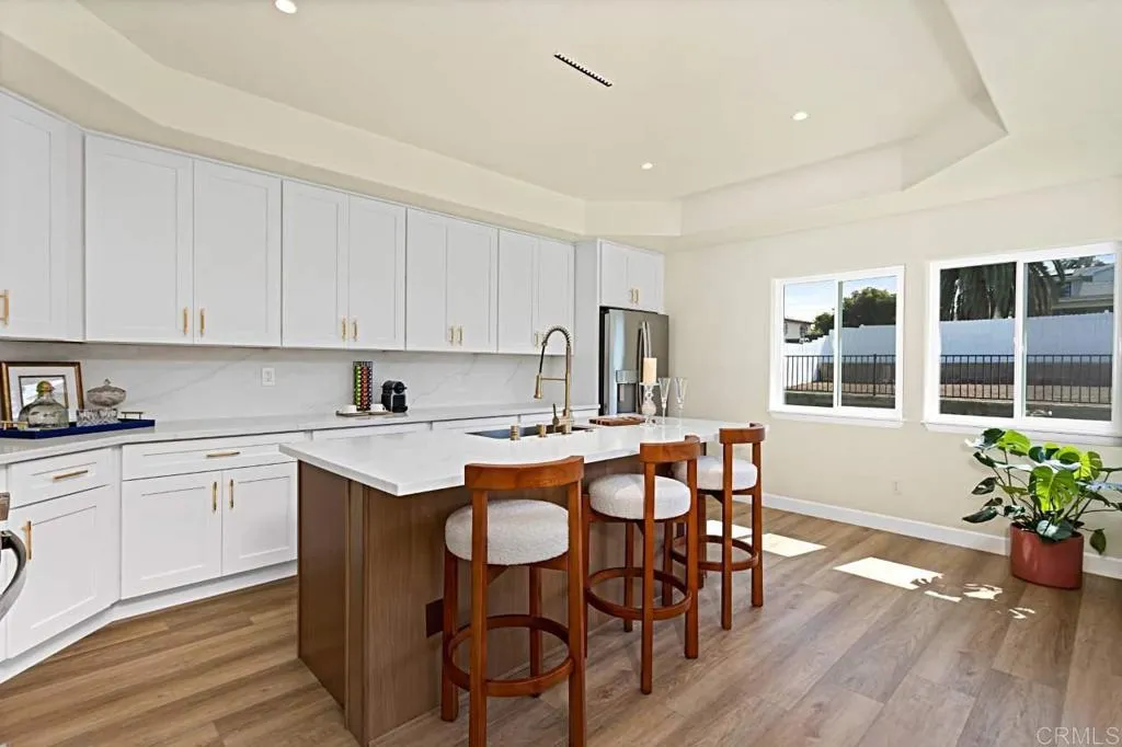https://cdn.realtyfeed.com/cdn/127/306341491/35b43170d8e12d96ab6c8e084c1881b8.webp