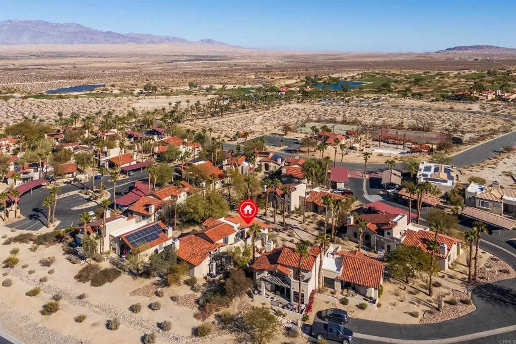https://cdn.realtyfeed.com/cdn/127/306342002/34f9ac57ad175b1974d4a499542bbb83.webp