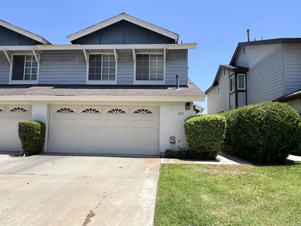 MLS: PTP2500373 Condo For Sale