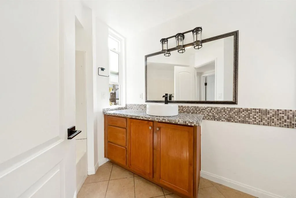 https://cdn.realtyfeed.com/cdn/127/306343585/19cf756447ccc00d9c6ac0a6a6459df6.webp