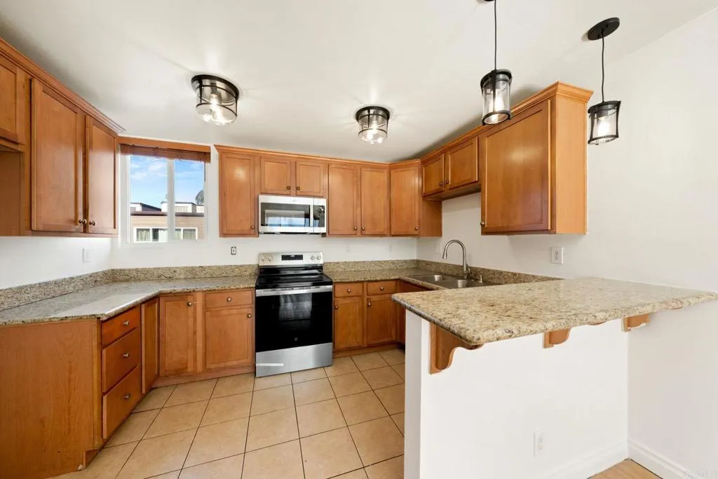 https://cdn.realtyfeed.com/cdn/127/306343585/53cea4cf7f34162906be5db774f6e50d.webp