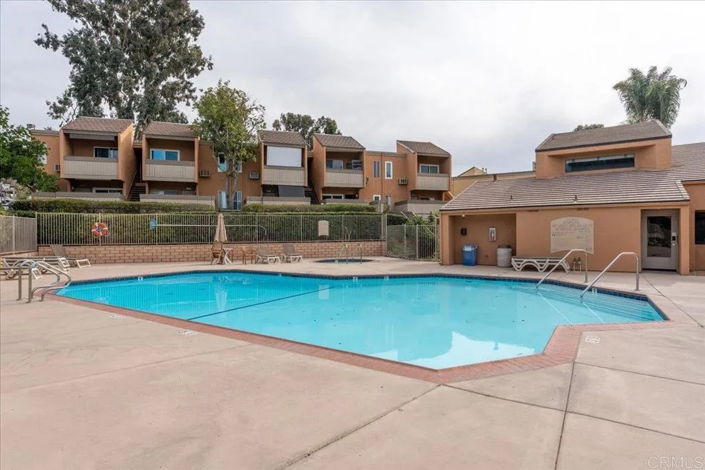 https://cdn.realtyfeed.com/cdn/127/306343681/adf42fb29bf9abc8f282500cdb9bf222.webp