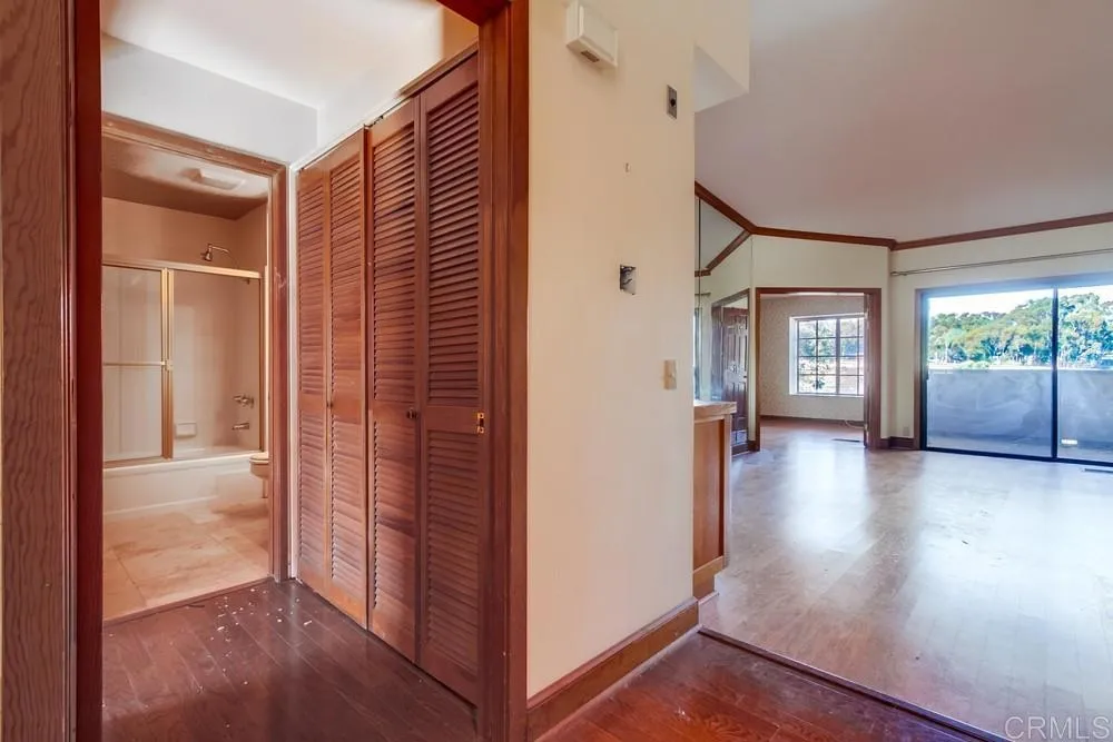 https://cdn.realtyfeed.com/cdn/127/306344069/1c1858ccf84995c719ea2ad0f68e176a.webp