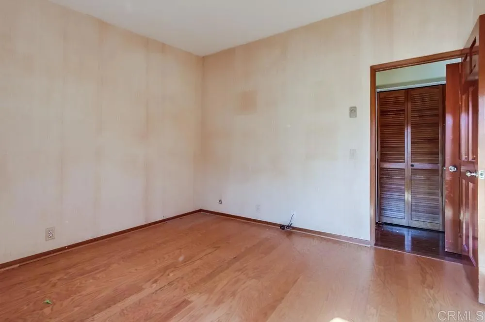 https://cdn.realtyfeed.com/cdn/127/306344069/949be20b987a3d56c3eb86afc07f447c.webp