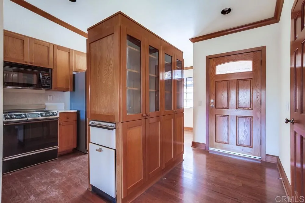 https://cdn.realtyfeed.com/cdn/127/306344069/9eeeae8e06b3cb865d1513dd4270b2b2.webp