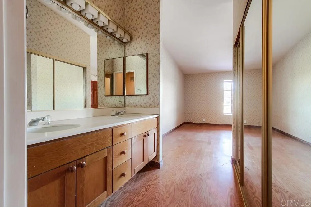 https://cdn.realtyfeed.com/cdn/127/306344069/ecc7b677fed8a397cbd8454c4209598b.webp