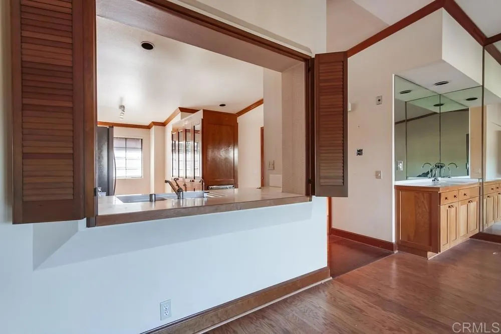 https://cdn.realtyfeed.com/cdn/127/306344069/f06cad3feda079764b2d0db4879991af.webp