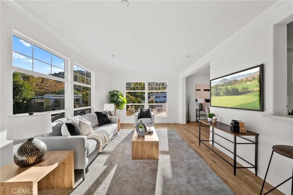 https://cdn.realtyfeed.com/cdn/127/306344281/0ee4256f88b284703843adab841a3ec3.webp