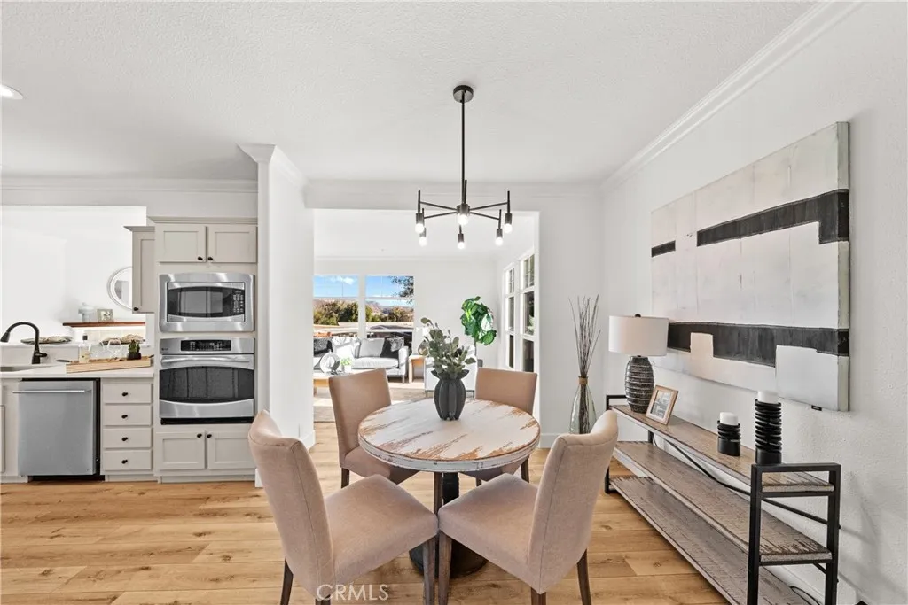 https://cdn.realtyfeed.com/cdn/127/306344281/f059ba95471982388c4c63843e02b7be.webp
