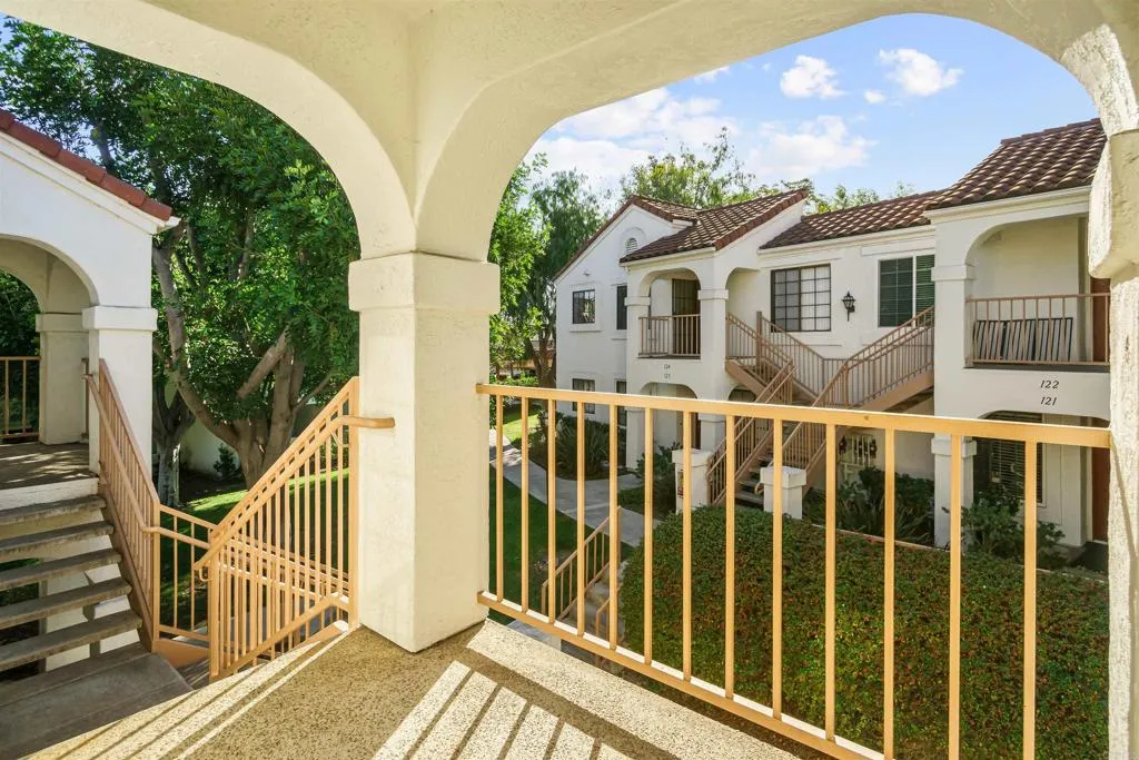 https://cdn.realtyfeed.com/cdn/127/306344314/02be2c27355a4170bd433081dbb8c1ac.webp
