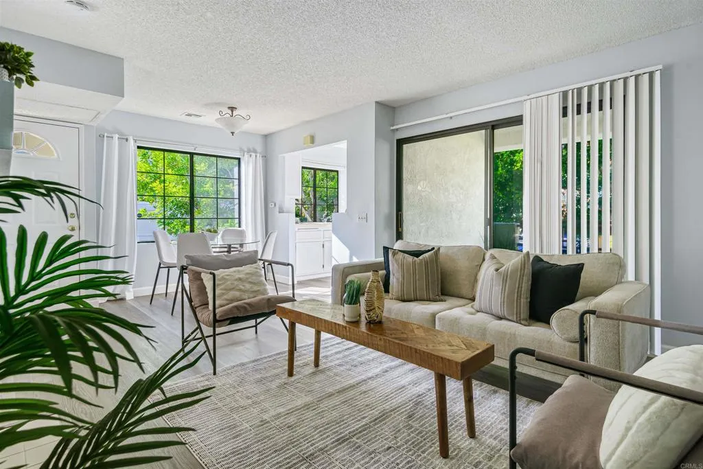 https://cdn.realtyfeed.com/cdn/127/306344314/1097a9fa3fc76367abea9f53723d4006.webp