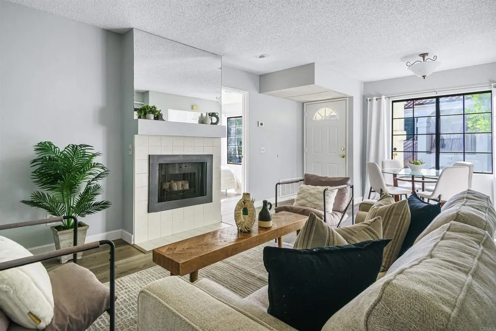 https://cdn.realtyfeed.com/cdn/127/306344314/93359042d3514a478e0fd77699f5496e.webp