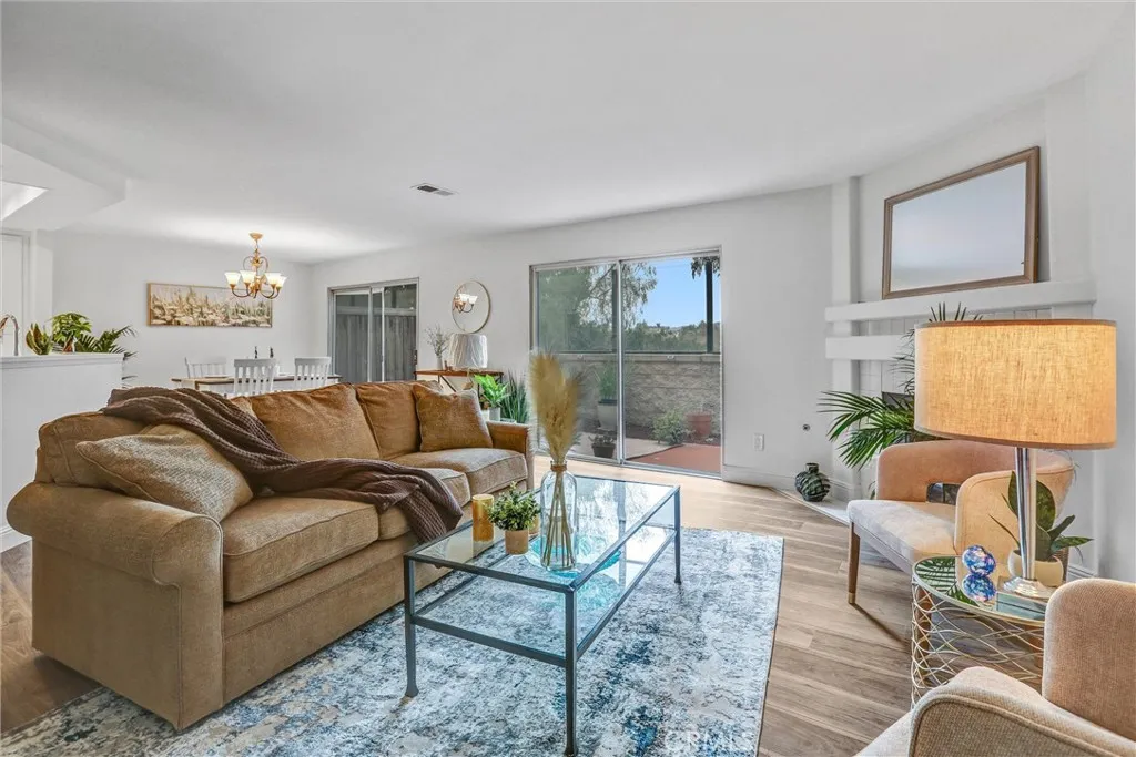 Photo #2: OC25011958 Listing 