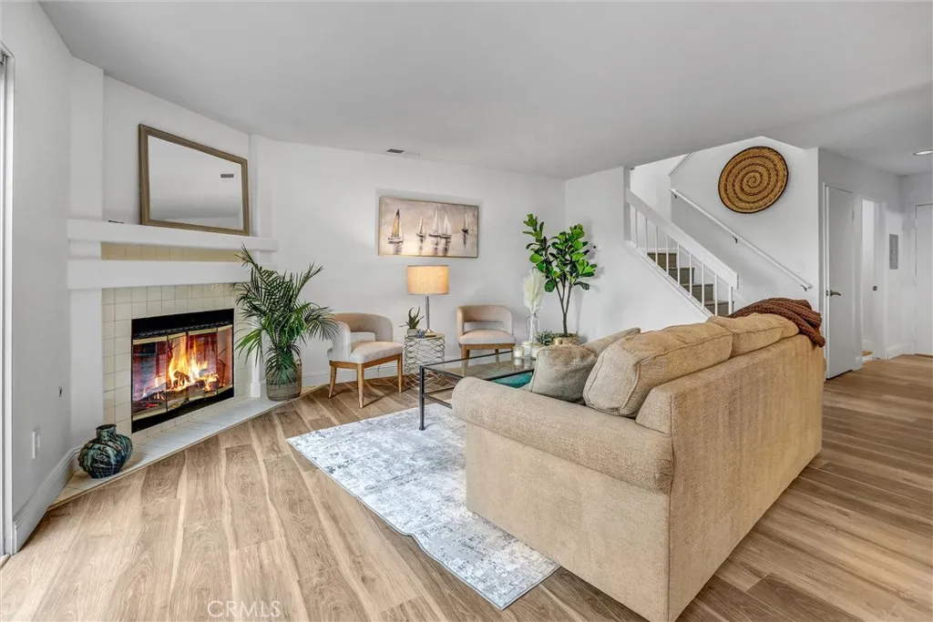 Photo #4: OC25011958 Listing 
