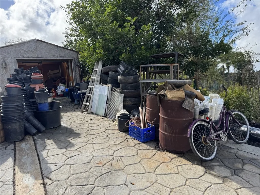 https://cdn.realtyfeed.com/cdn/127/306345208/30b2c75fcc7b1754692c455908bda4d5.webp
