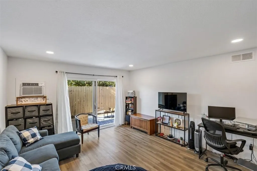 Photo #17: IG25013629 Listing: Photo #17