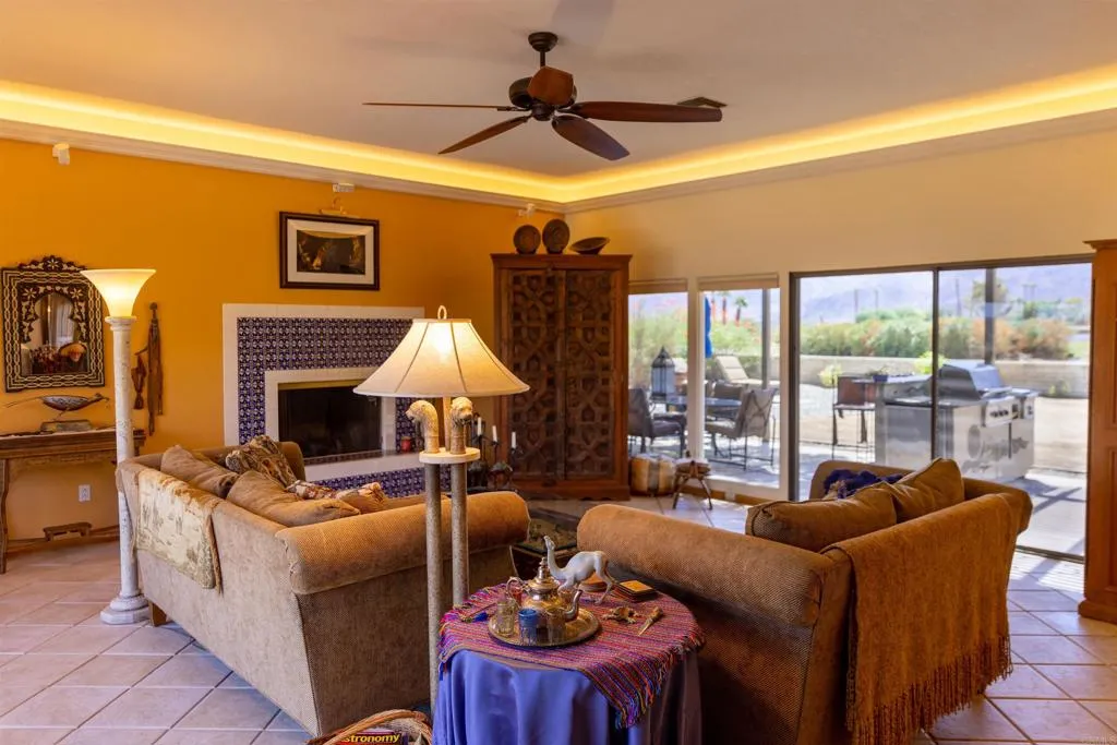 https://cdn.realtyfeed.com/cdn/127/306345795/220a509a4f57e75d4a639d726f8f7015.webp