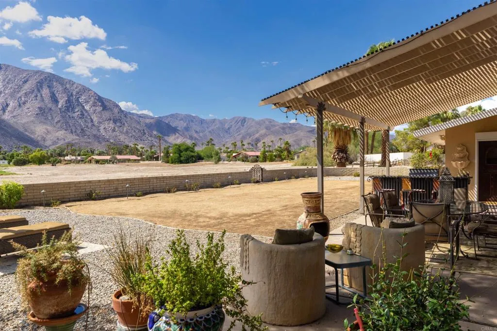 https://cdn.realtyfeed.com/cdn/127/306345795/28b4c5f4278b0a1c1d237f90a2cdd630.webp