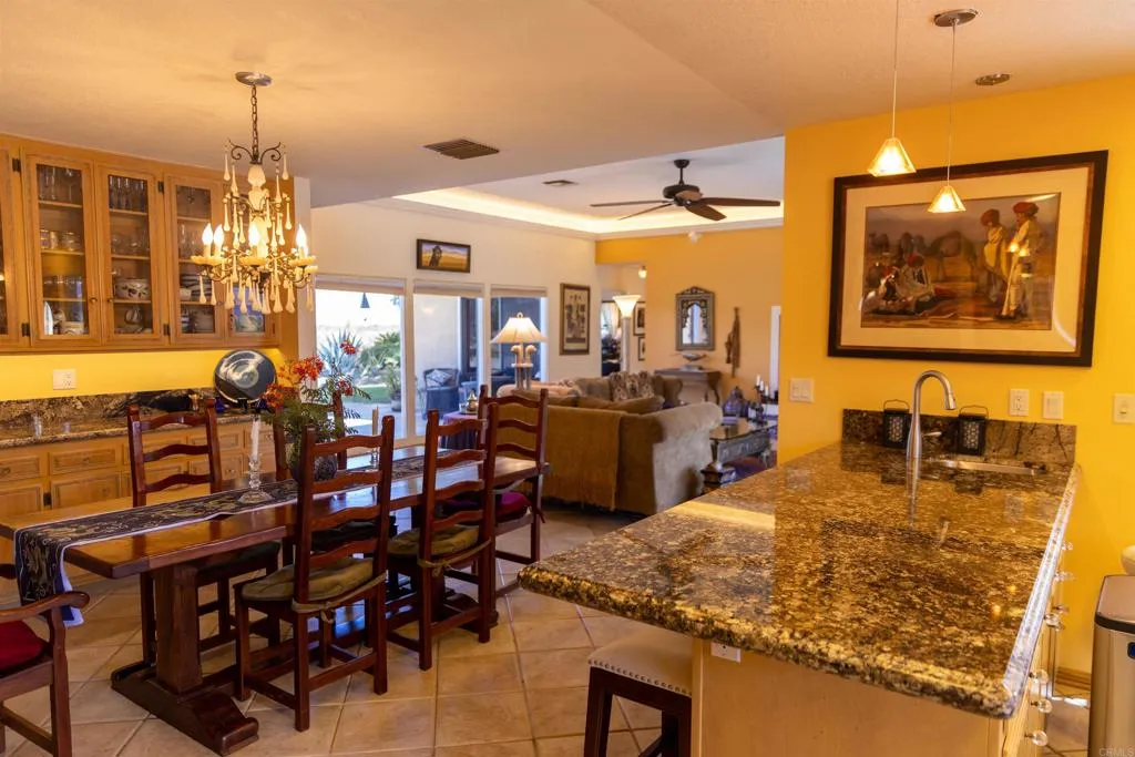 https://cdn.realtyfeed.com/cdn/127/306345795/89319285dc41b51b0895950e4bf32ec0.webp