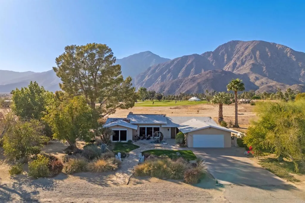 https://cdn.realtyfeed.com/cdn/127/306345795/90513e6c07862de445b82bfc2a028bba.webp