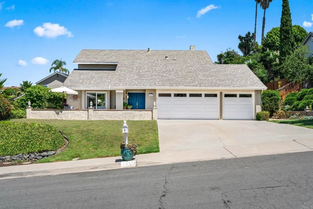 6430  El Perico Ln