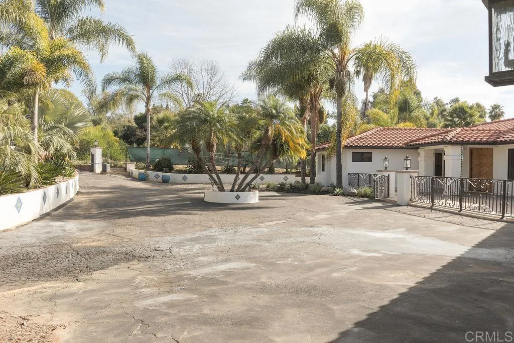 https://cdn.realtyfeed.com/cdn/127/306346423/057d3797ba783e428c50a4fb5677ab40.webp