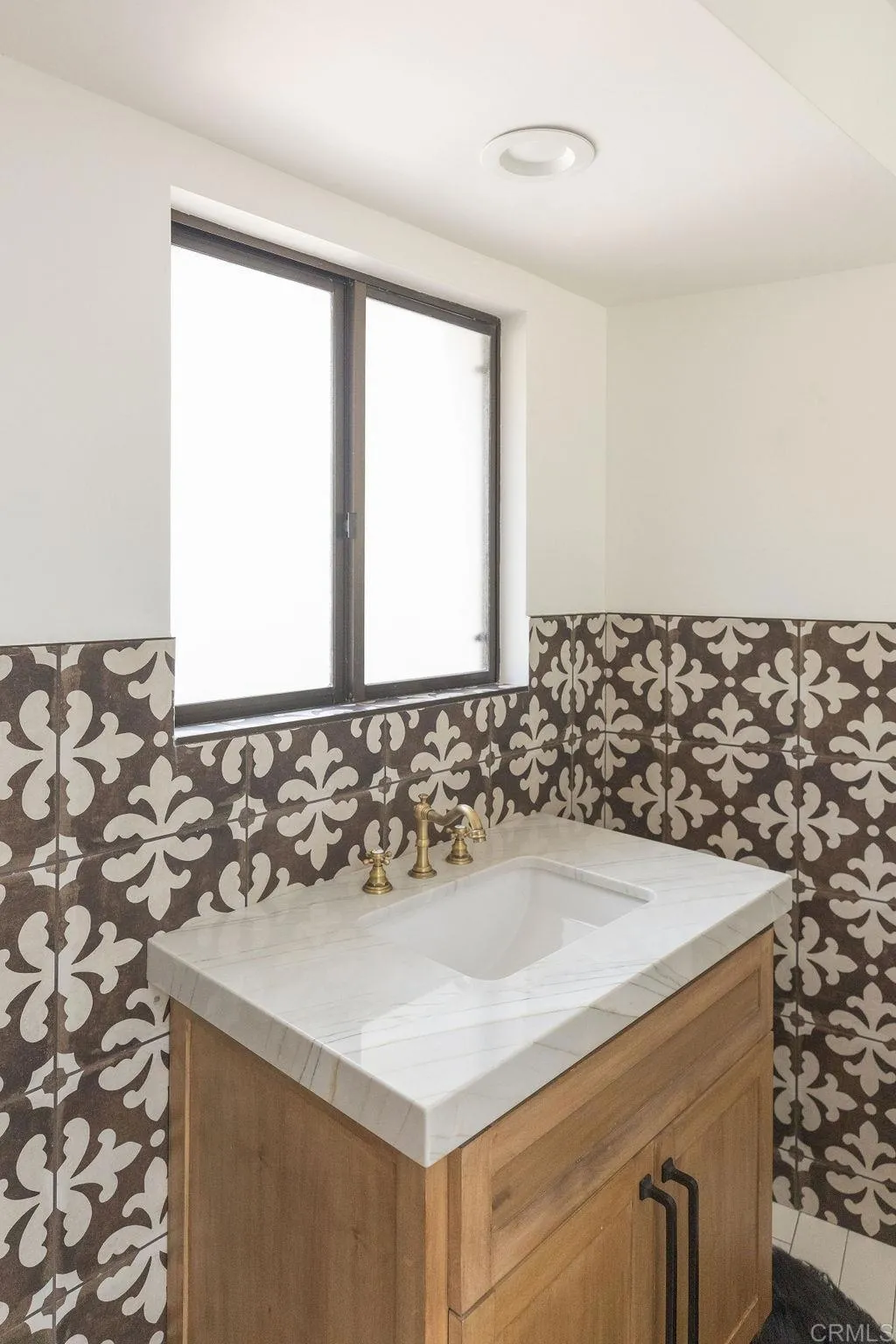 https://cdn.realtyfeed.com/cdn/127/306346423/0bbeb114ed478f2ff87f335019711de9.webp