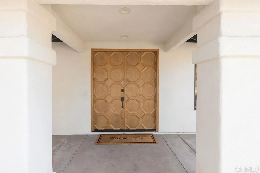https://cdn.realtyfeed.com/cdn/127/306346423/94e887d9fb032a11098f79d29c5d37c0.webp