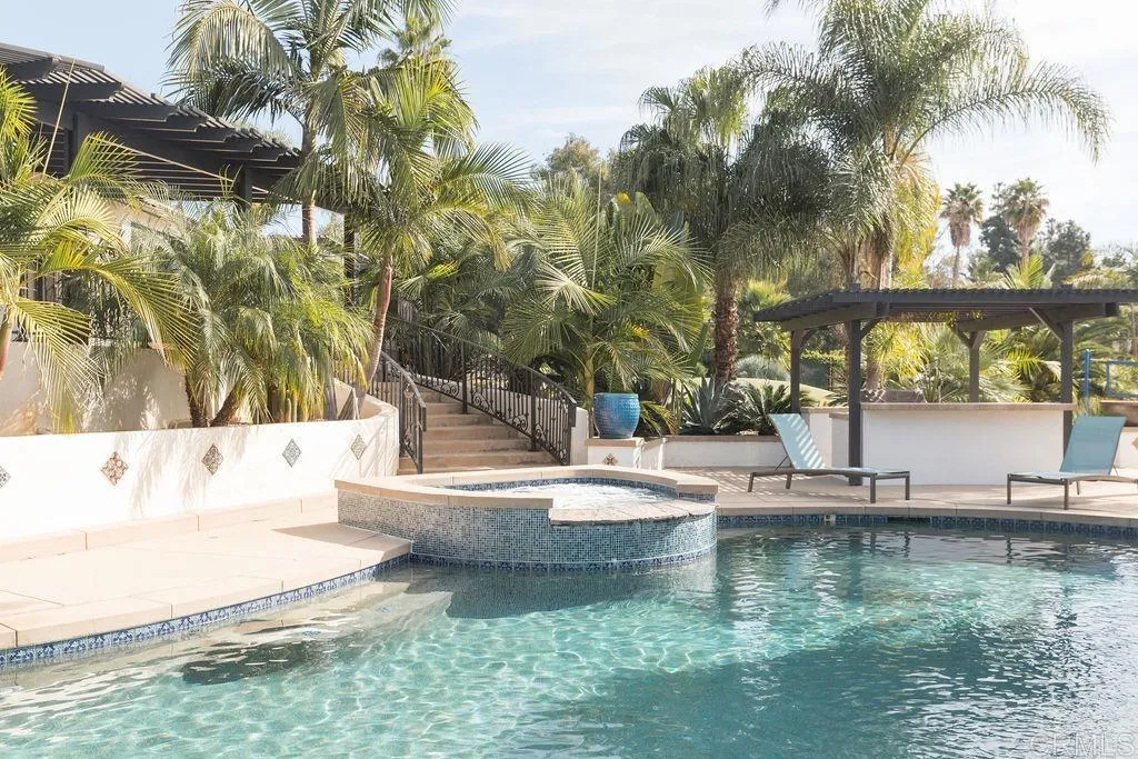 https://cdn.realtyfeed.com/cdn/127/306346423/aaeffb82fd2393e0ab125f0a32c402b7.webp