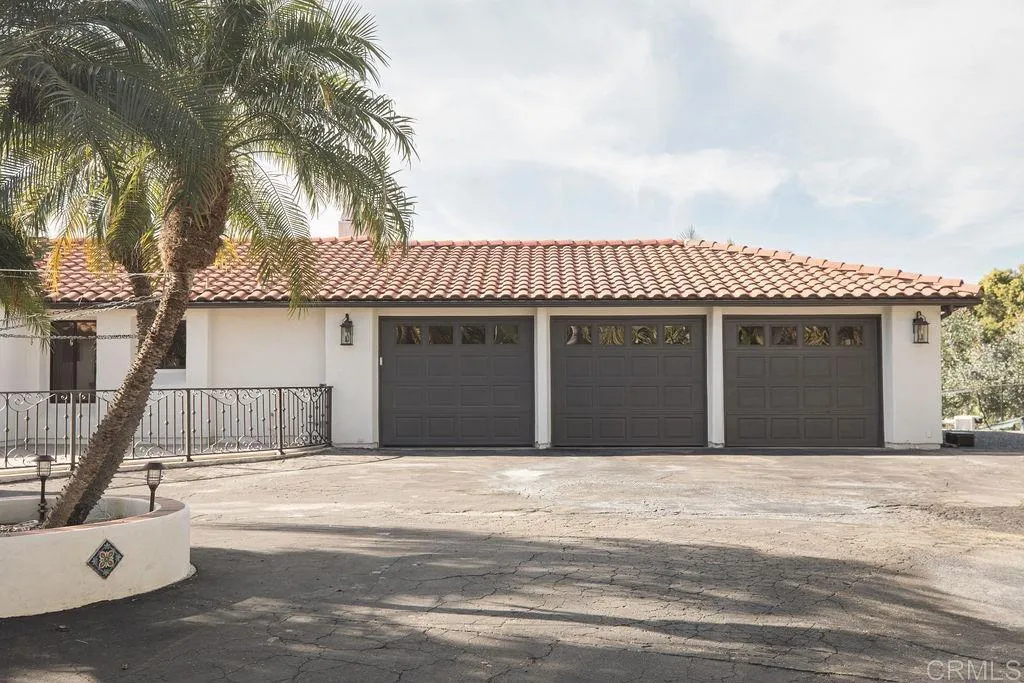 https://cdn.realtyfeed.com/cdn/127/306346423/db9a1fafc72e6eb6d74507fa61544bd1.webp