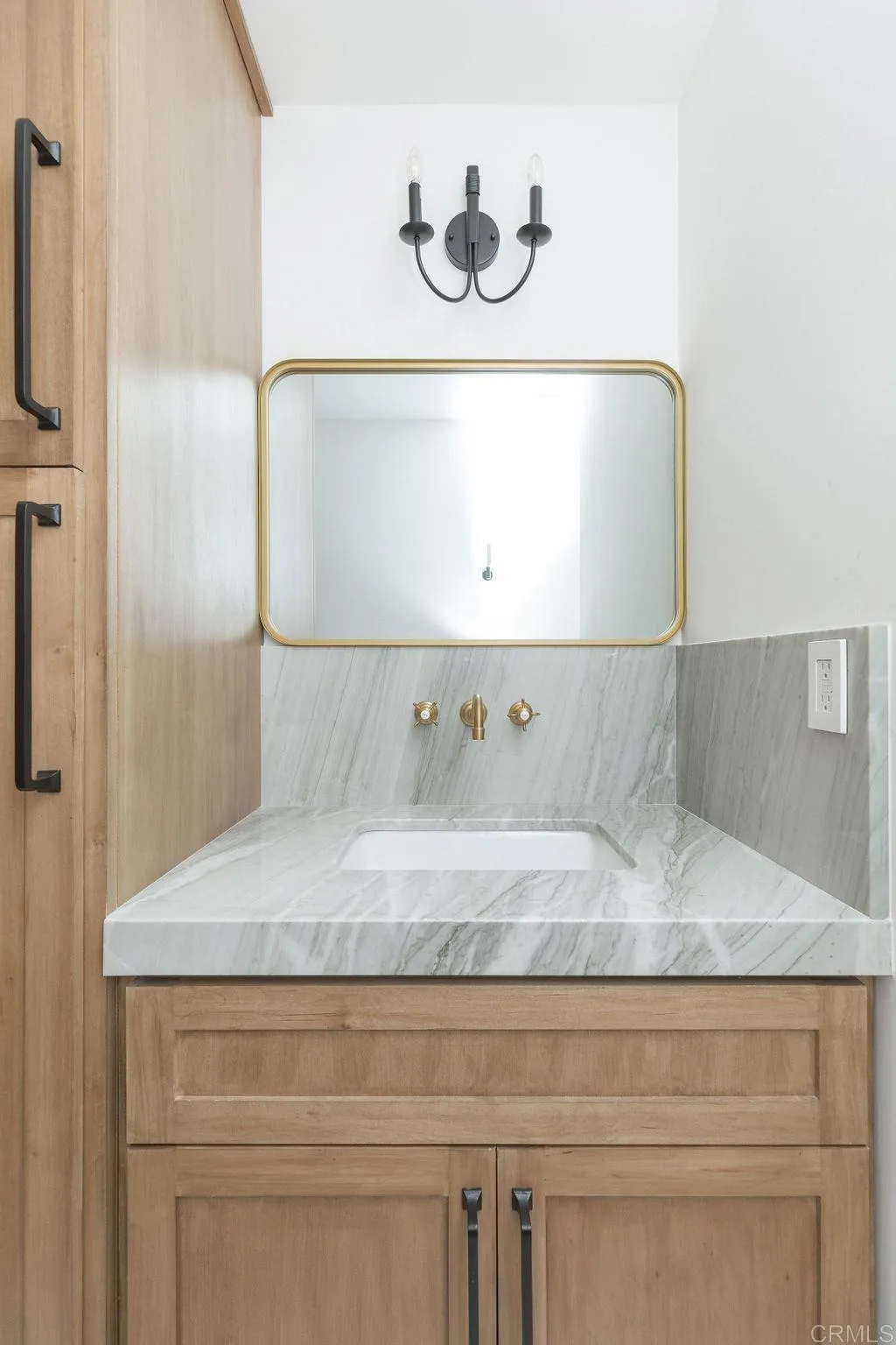 https://cdn.realtyfeed.com/cdn/127/306346423/df505182e5338533d4405b0cb9577b8f.webp