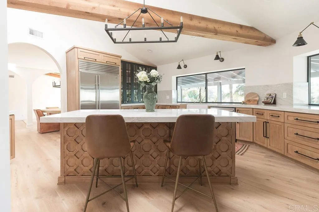 https://cdn.realtyfeed.com/cdn/127/306346423/e91ae4772997d5d218c7268242c1bf7e.webp