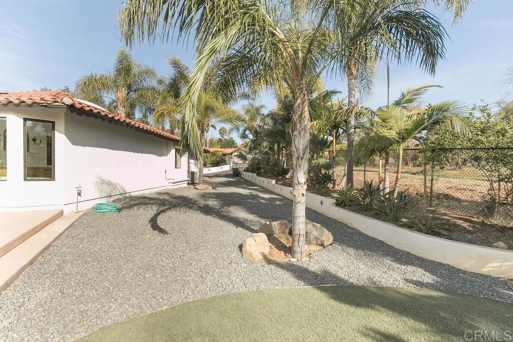 https://cdn.realtyfeed.com/cdn/127/306346423/f2aa71508b5b4349f606d5093070e4ec.webp