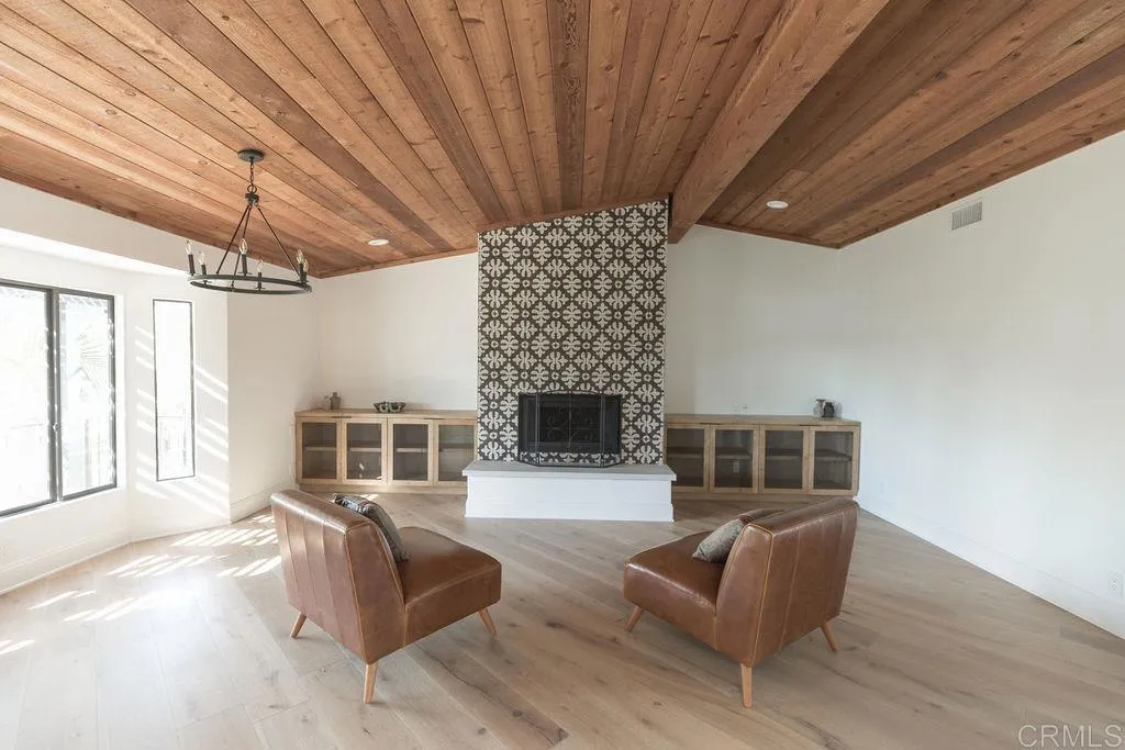 https://cdn.realtyfeed.com/cdn/127/306346423/f332f6050de72ead611f5aab2ea05bcf.webp