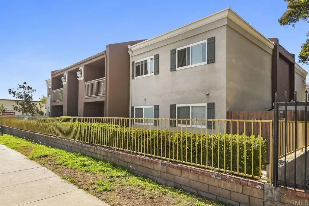 https://cdn.realtyfeed.com/cdn/127/306346833/9ad98eb7d17ff9396477e1312f3e317e.webp