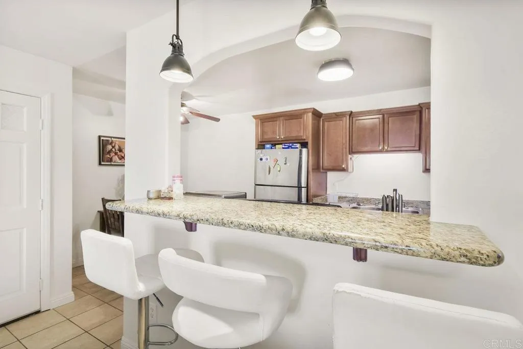 https://cdn.realtyfeed.com/cdn/127/306346833/9fbdeda9640b9f9358d1d22af32ce3f3.webp